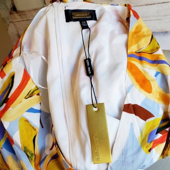 ALEXIA ADMOR | V-Neck Tiered Maxi Dress in Palm sz 2X - Picture 5 of 8